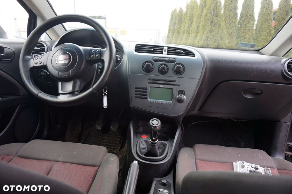 SEAT LEON II 1P1 2007 LC9Z 1.9 TDI BXE 105KM JCR CZARNY na części - 10