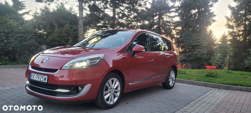 Renault Scenic - 1