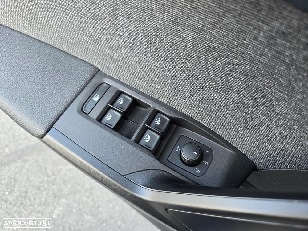 SEAT Arona 1.0 TSI Xperience - 36