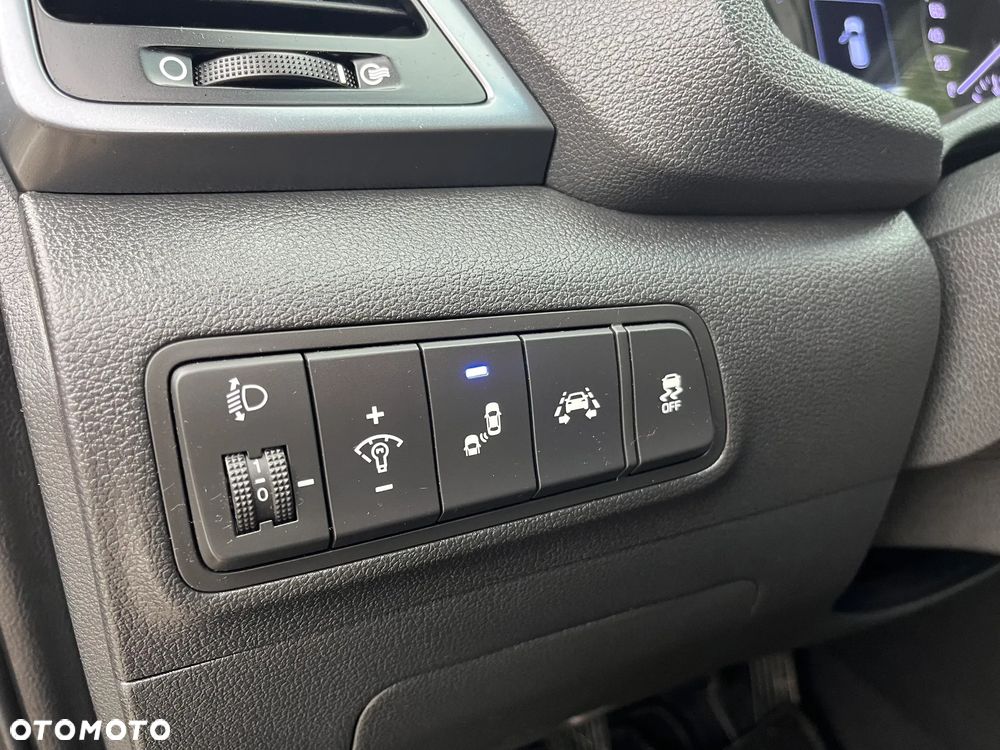 Hyundai Tucson blue 1.6 GDi 2WD Passion - 29