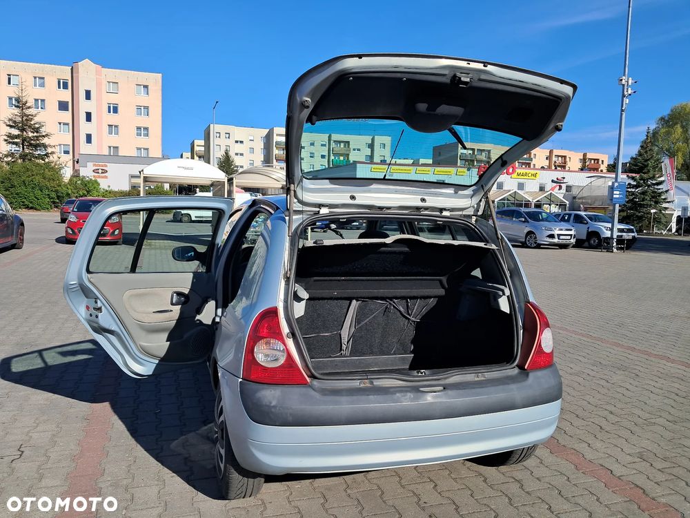 Renault Clio - 6