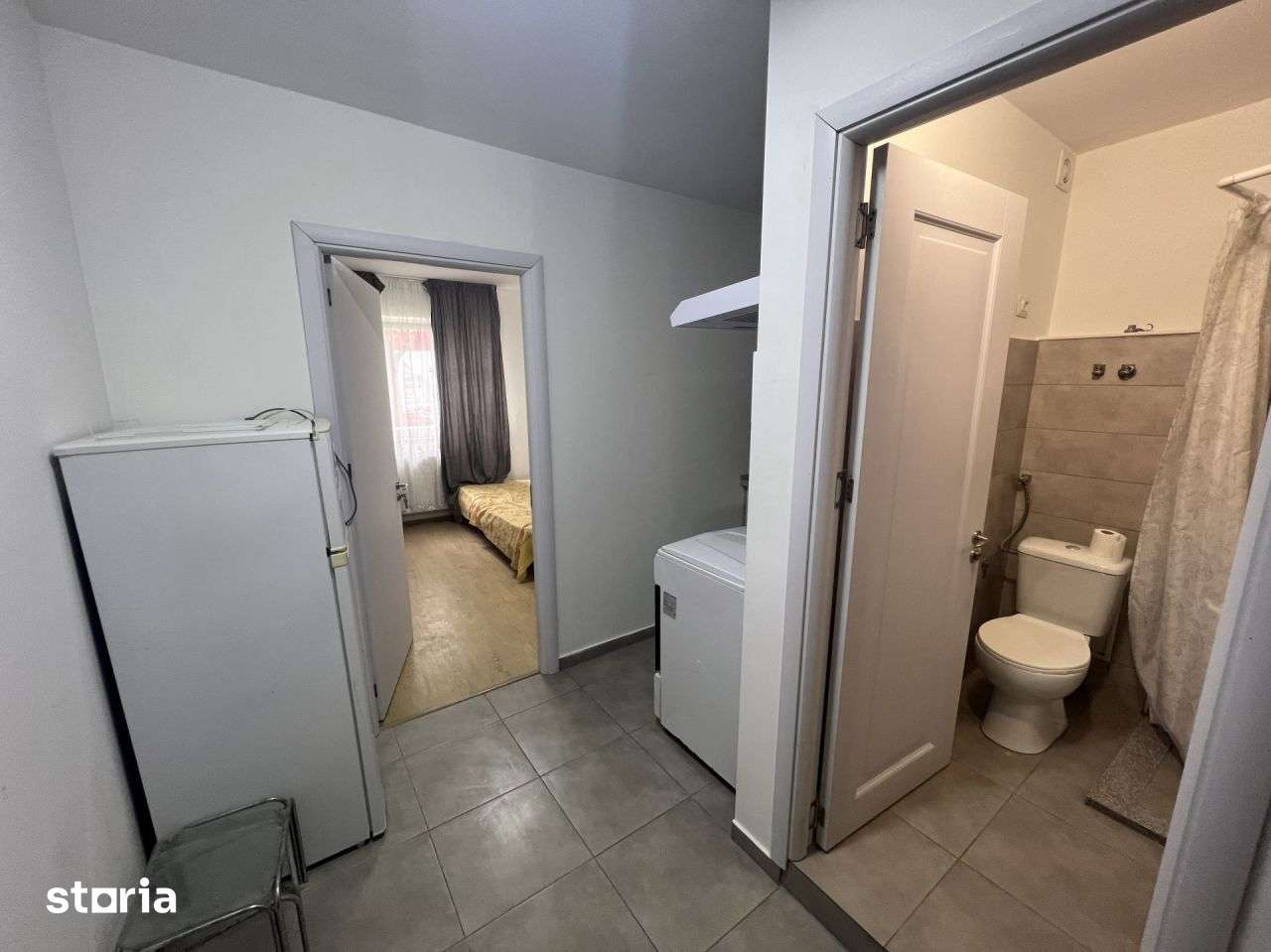 Garsoniera renovata, zona Insula - Imagine principală: 3/6