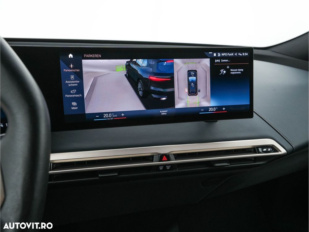 BMW iX xDrive40 - 10
