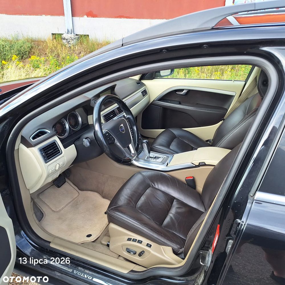 Volvo XC 70 D5 AWD Geartronic Summum - 9