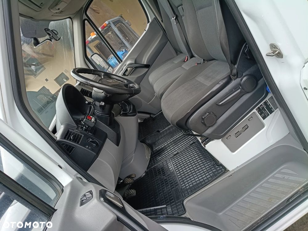 Mercedes-Benz Sprinter - 31