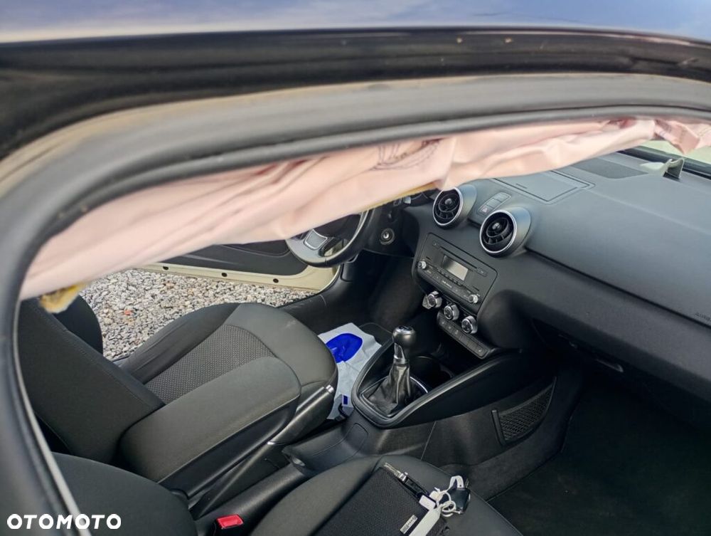 Audi A1 3-drzwiowe 1.2 TFSI Attraction - 13