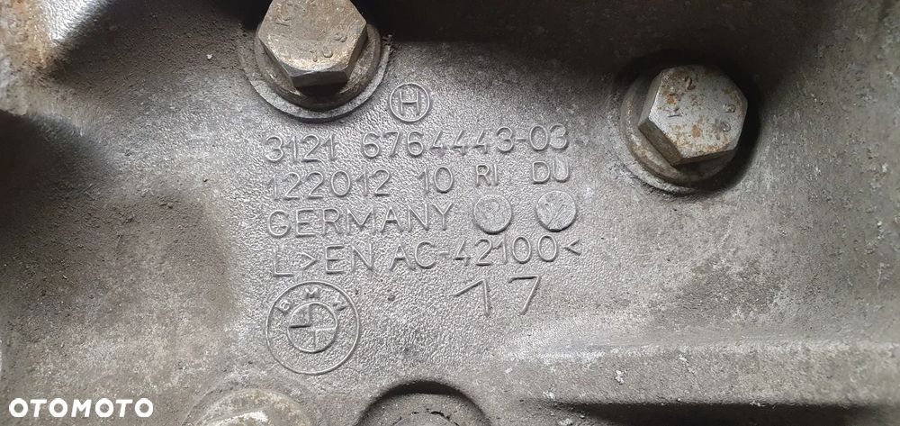 Zwrotnica lewy przód przednia lewa BMW I E87 6764443 - 6