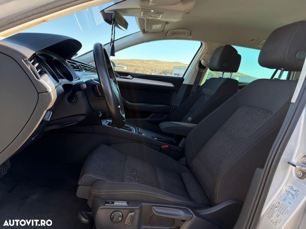 Volkswagen Passat 2.0 TDI SCR DSG Business - 5