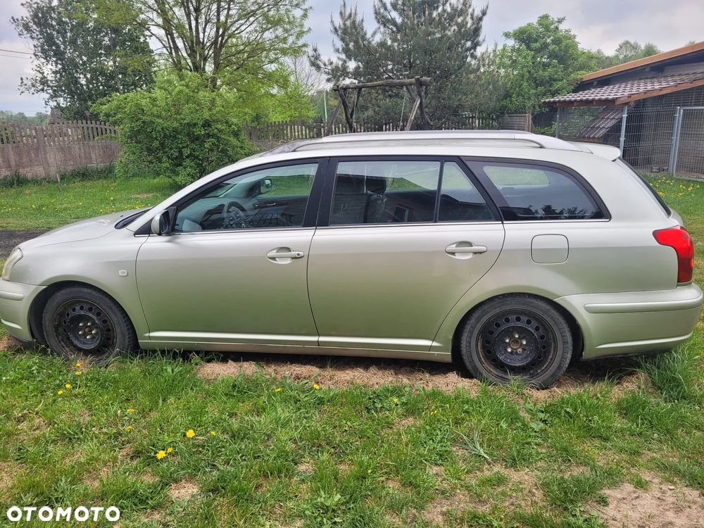 Toyota Avensis 1.8 VVT-i Terra - 5