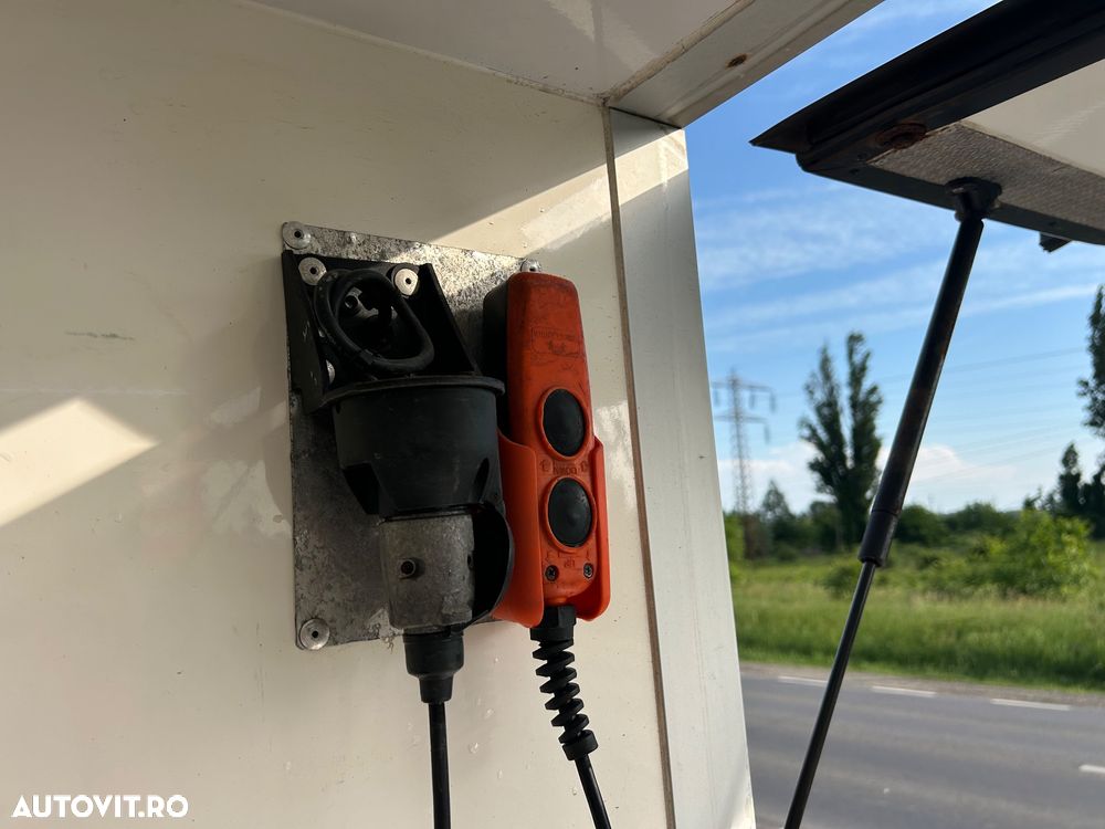 Renault Master BOX 8 EUROPALETI LIFT AXA DUBLA SPATE - 17