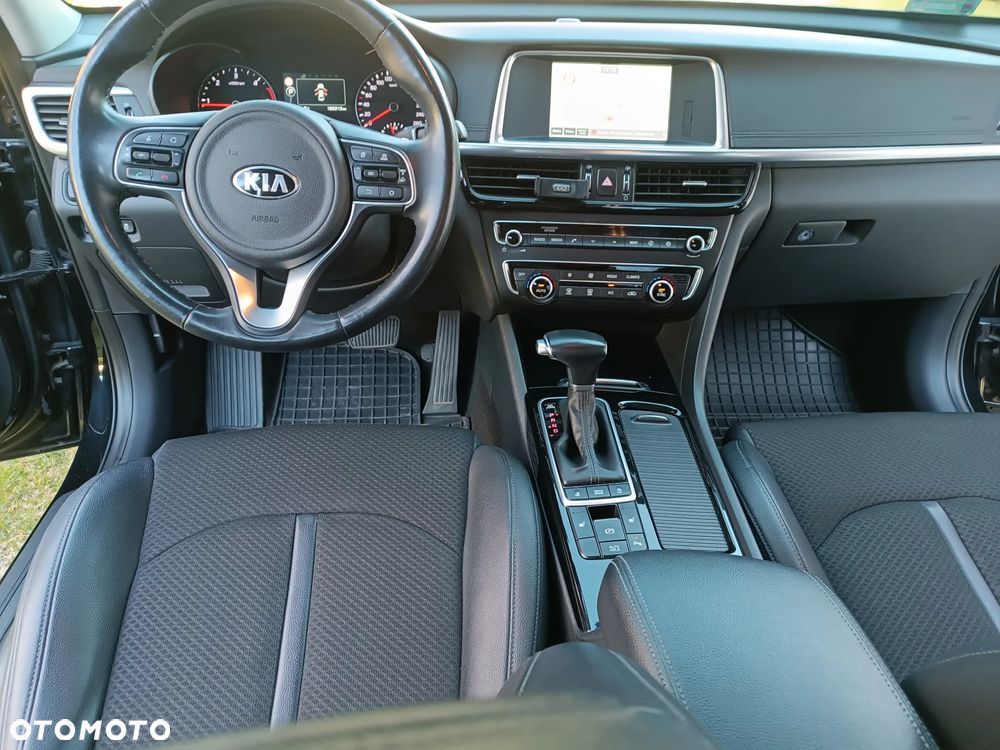 Kia Optima 1.7 CRDI L DCT - 28