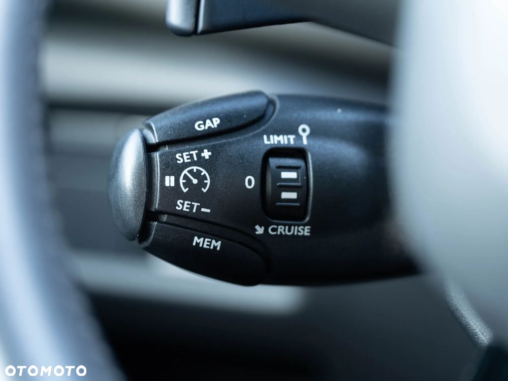 Citroën C5 Aircross 1.6 PHEV 225 Shine EAT8 - 32