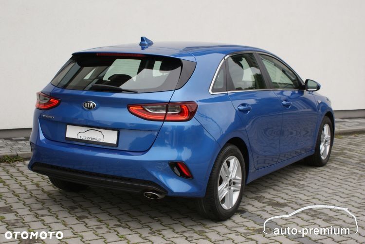 Kia Ceed - 4