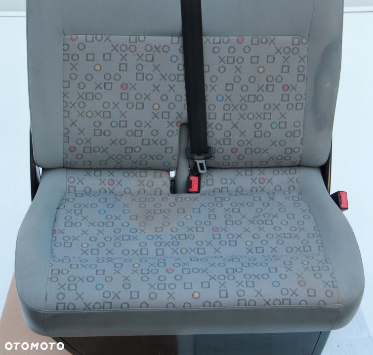 VW T5 FOTEL FOTELE PASAŻERA DWÓJKA KÓŁKO I KRZYŻYK - 2