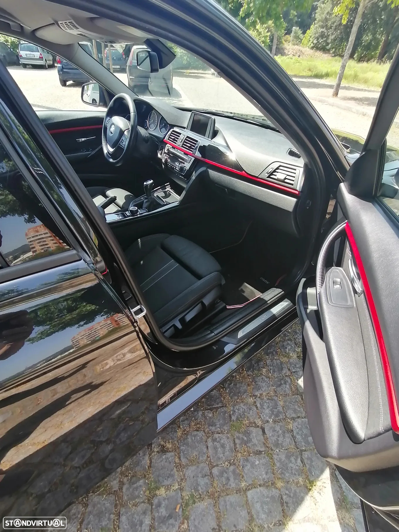 BMW 318 d Touring Line Sport - 12