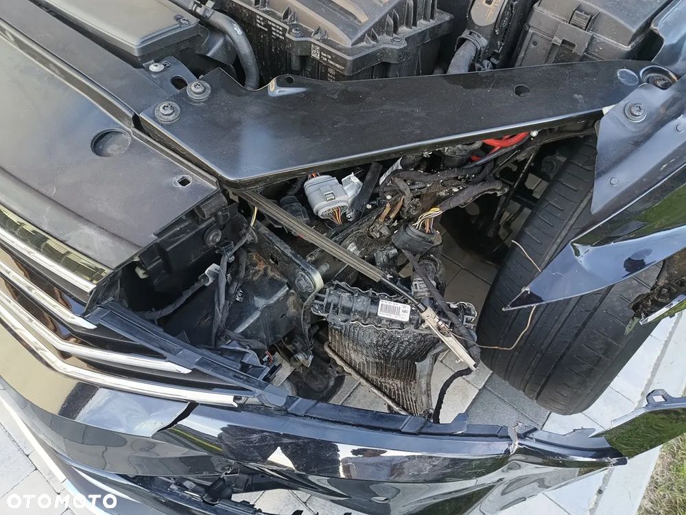 Volkswagen Passat 2.0 TSI 4Mot Elegance DSG - 9