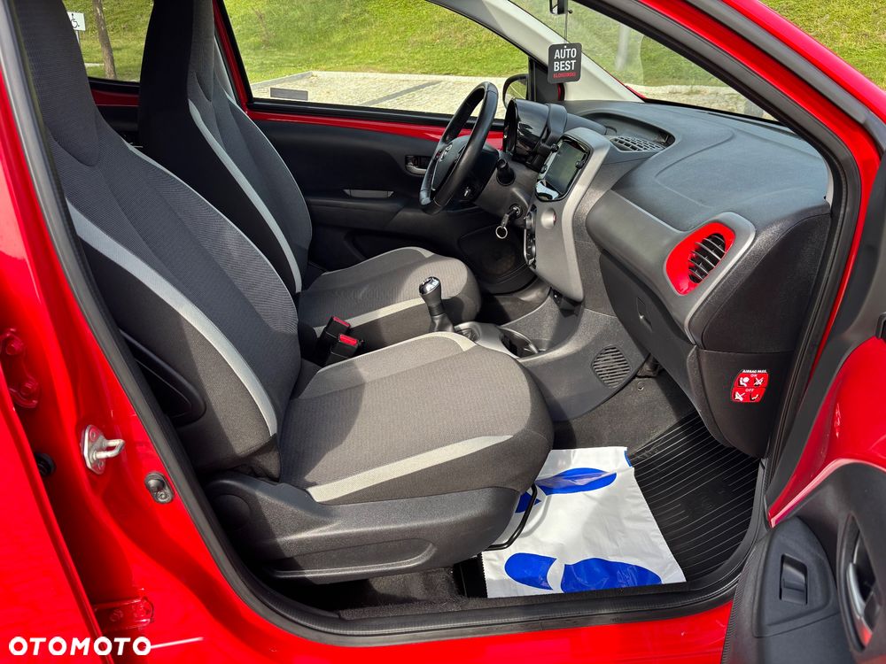 Toyota Aygo 1.0 VVT-i Color Edition - 23
