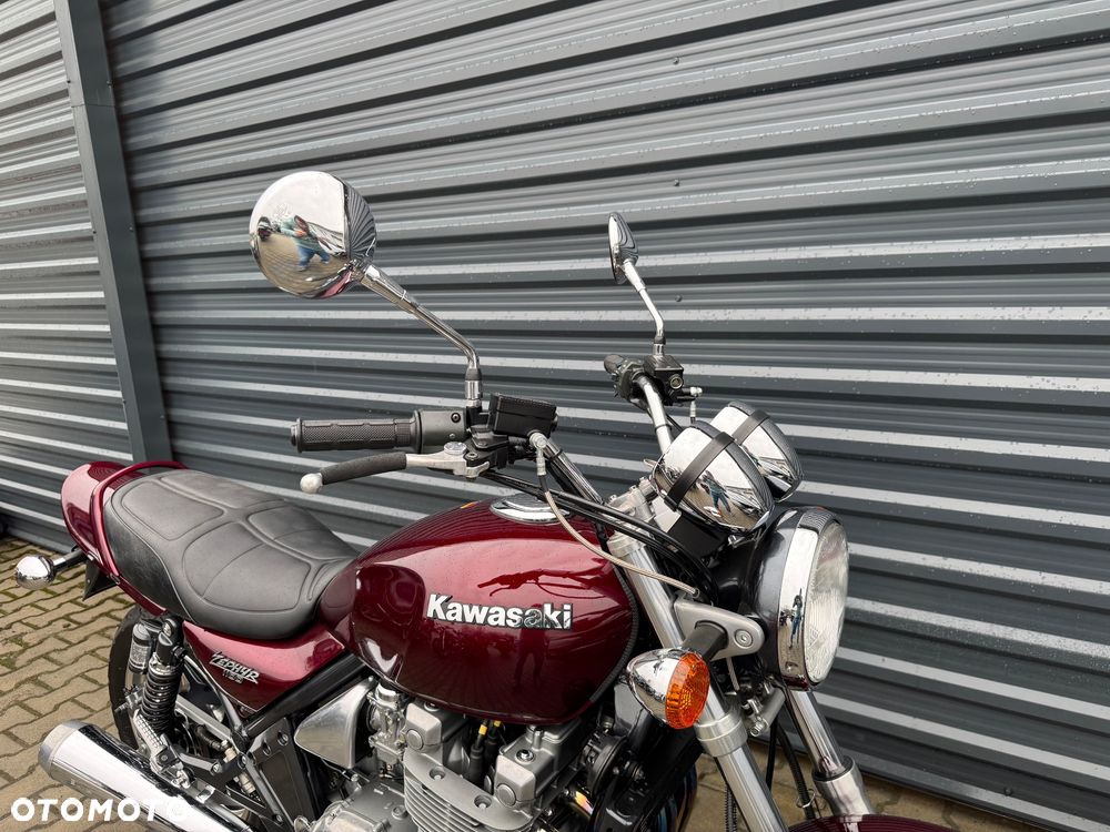 Kawasaki Zephyr - 8