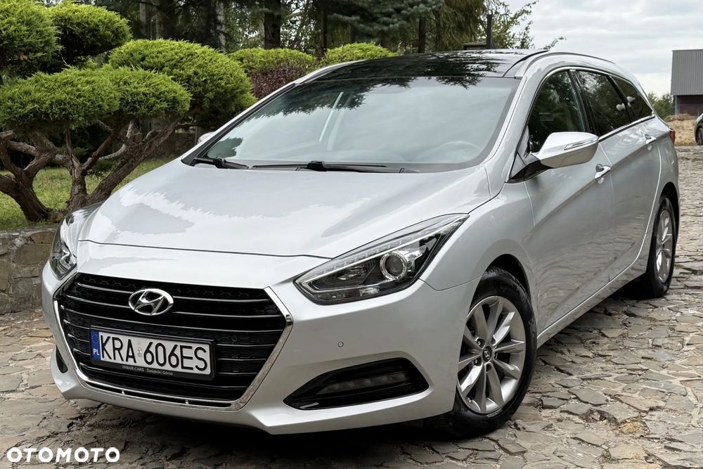 Hyundai i40 Kombi blue 1.7 CRDi DCT Premium - 1