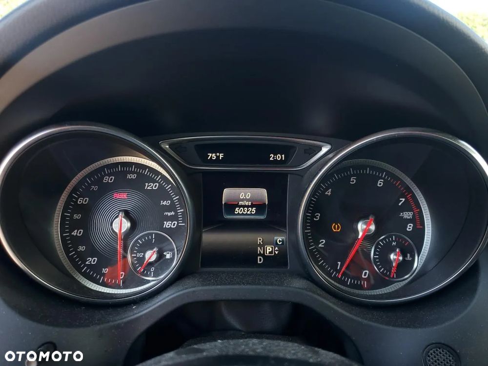 Mercedes-Benz CLA - 10