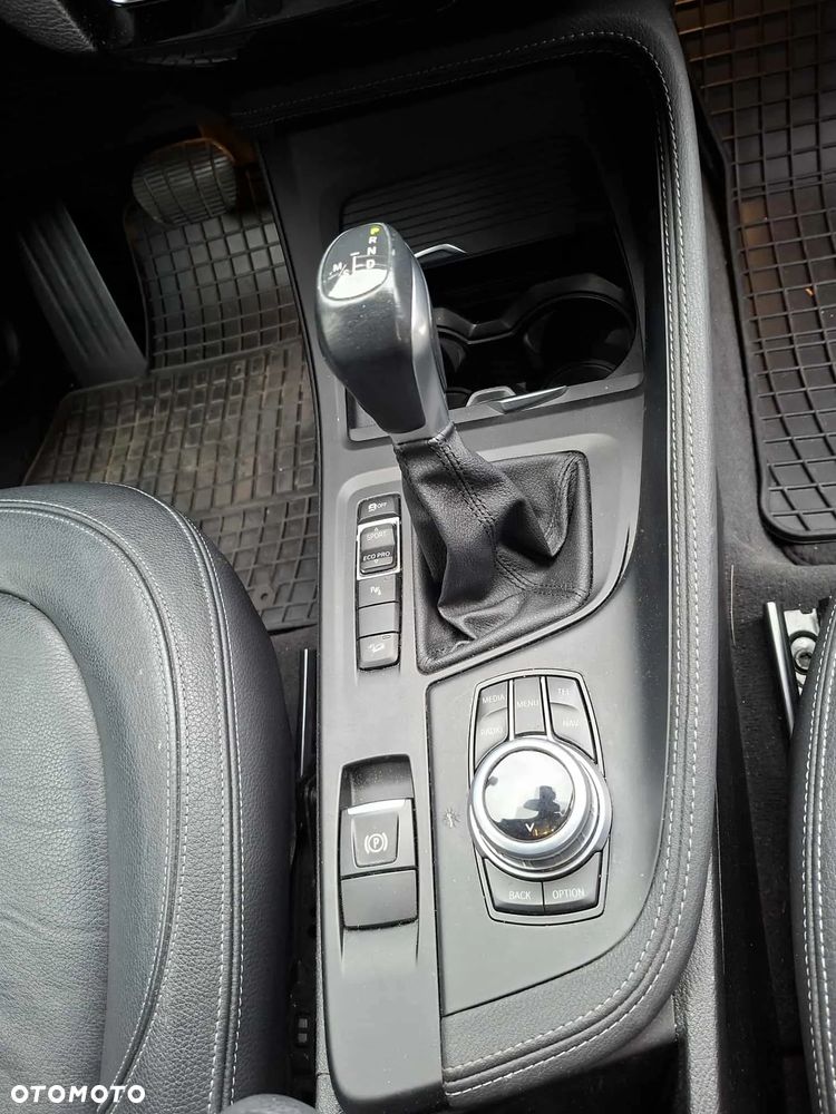BMW X1 - 13