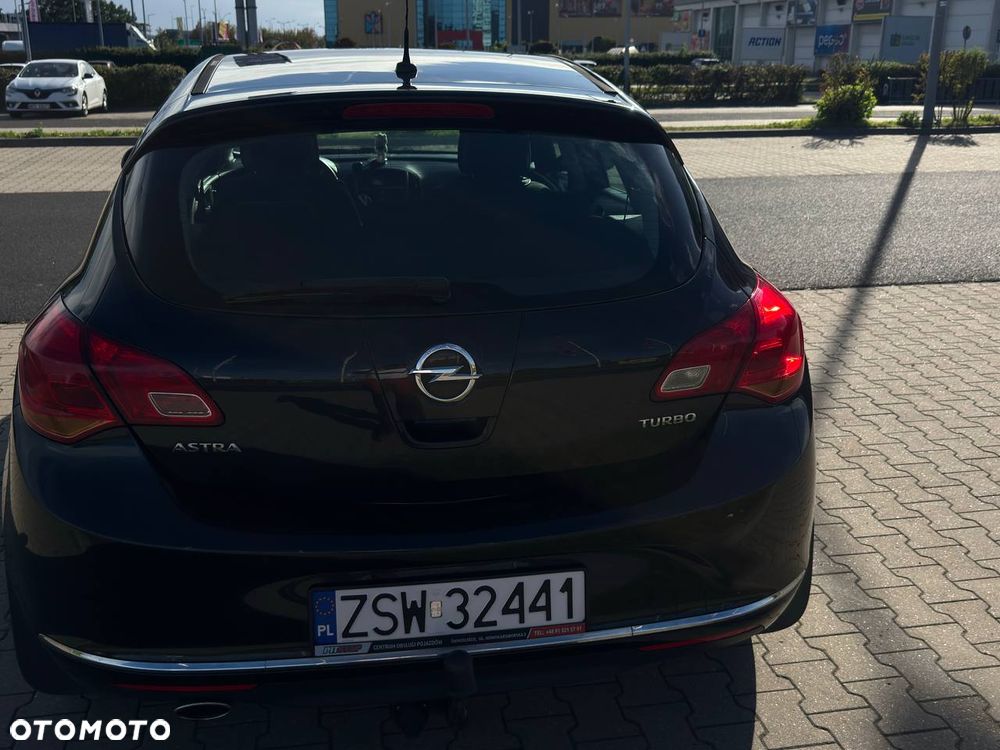 Opel Astra - 11