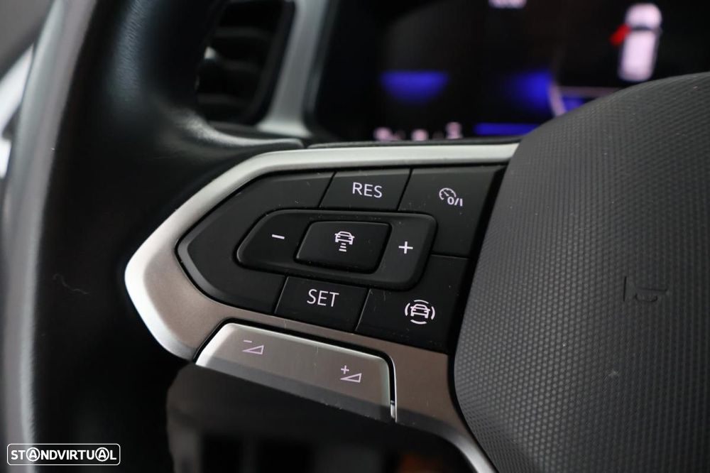 VW T-Roc 1.0 TSI Life - 17