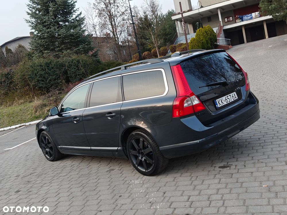 Volvo V70 2.0D Kinetic - 15