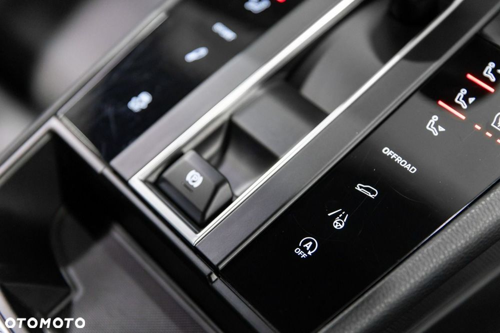 Porsche Macan Standard - 32