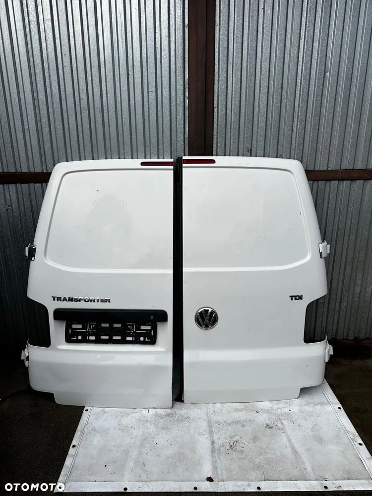 Drzwi Tył Tylne Skrzydełka Lewe Prawe VW T5 Lift Transporter 2010r LB9A Europa Stan bdb - 1