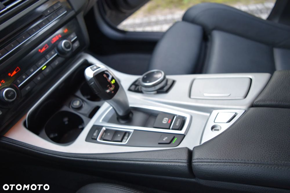 BMW Seria 5 - 16