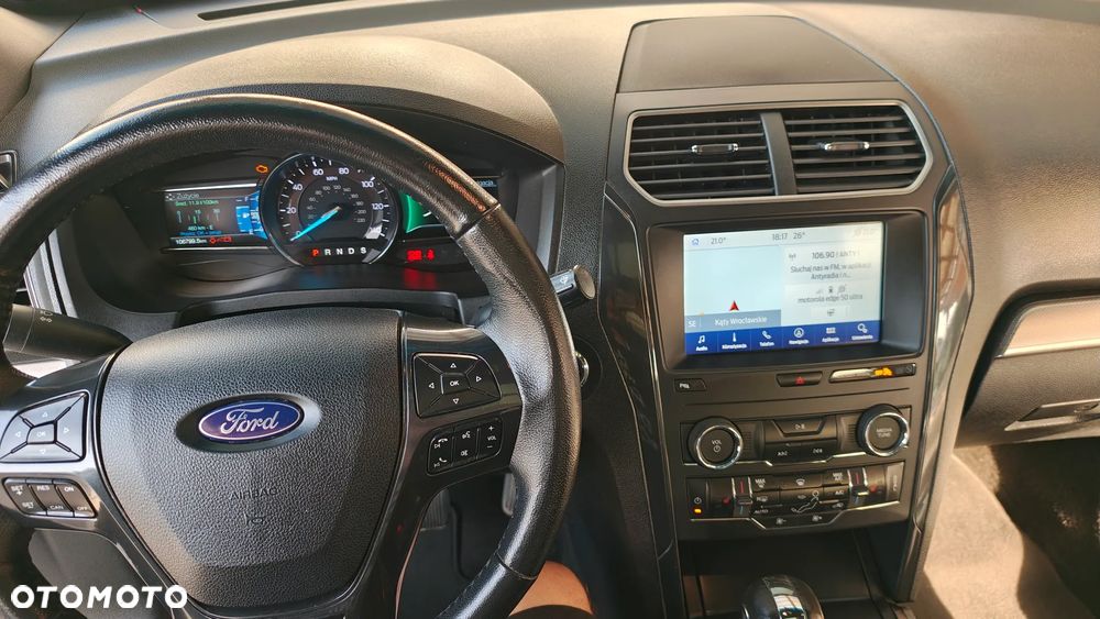 Ford Explorer - 13