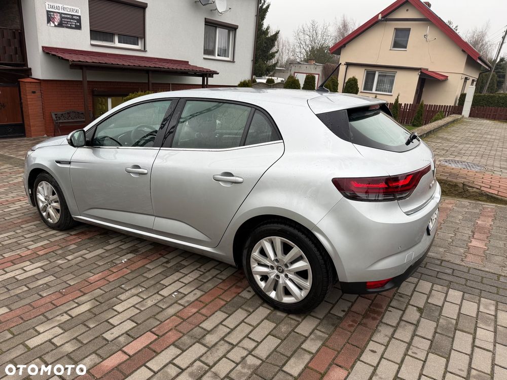 Renault Megane 1.5 Blue dCi Intens - 4