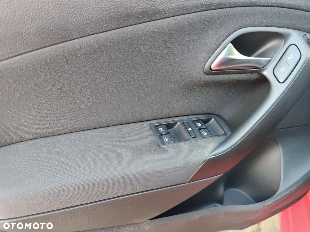 Volkswagen Polo 1.4 16V Comfortline CityLine - 10