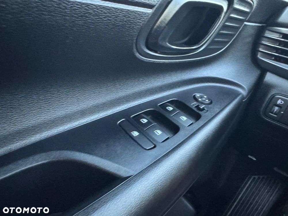 Hyundai Bayon 1.0 T-GDI Executive - 19