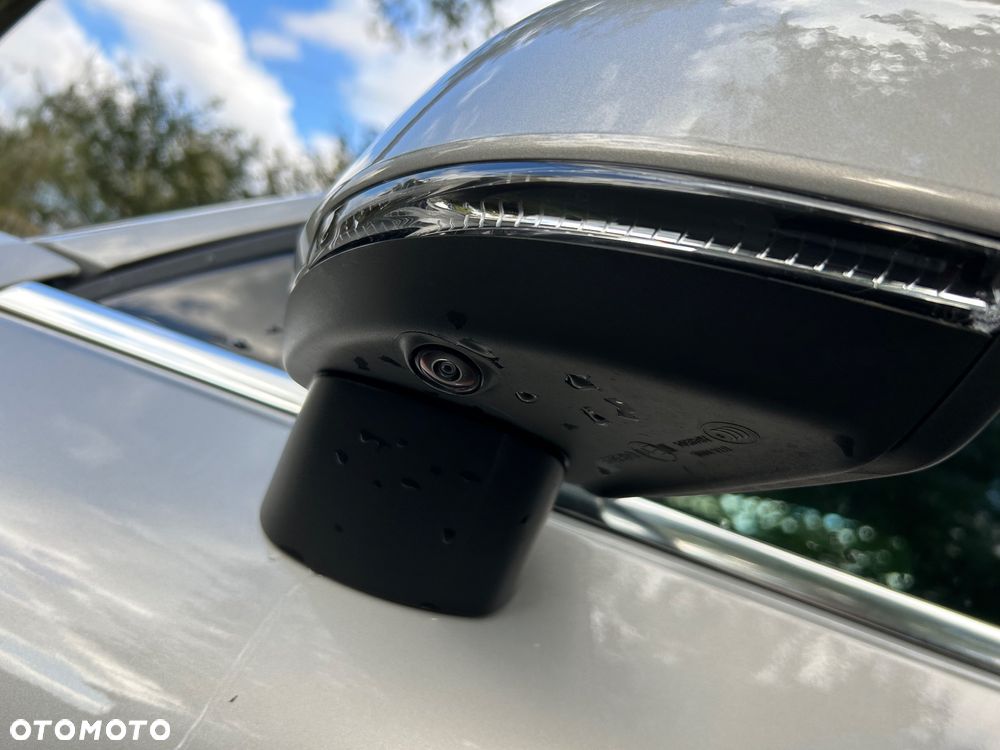 Volvo XC 40 B5 AWD Ultimate Dark - 26
