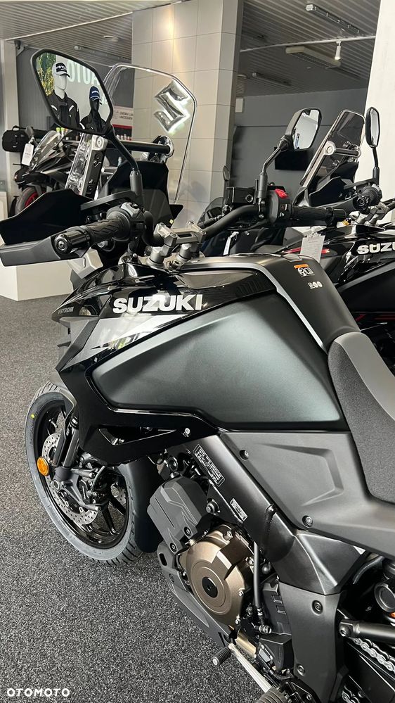 Suzuki V-STROM - 7