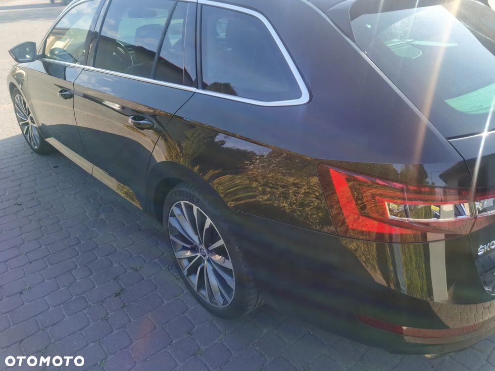 Skoda Superb 2.0 TSI 4x4 L&K DSG - 2