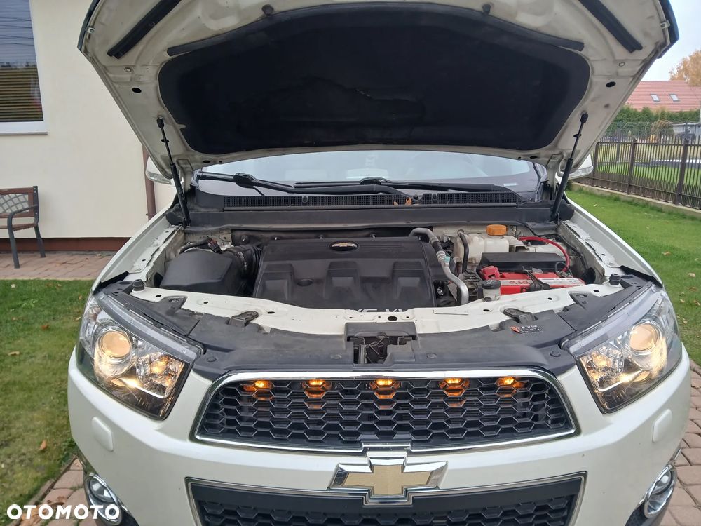 Chevrolet Captiva 3.0 V6 LTZ - 13