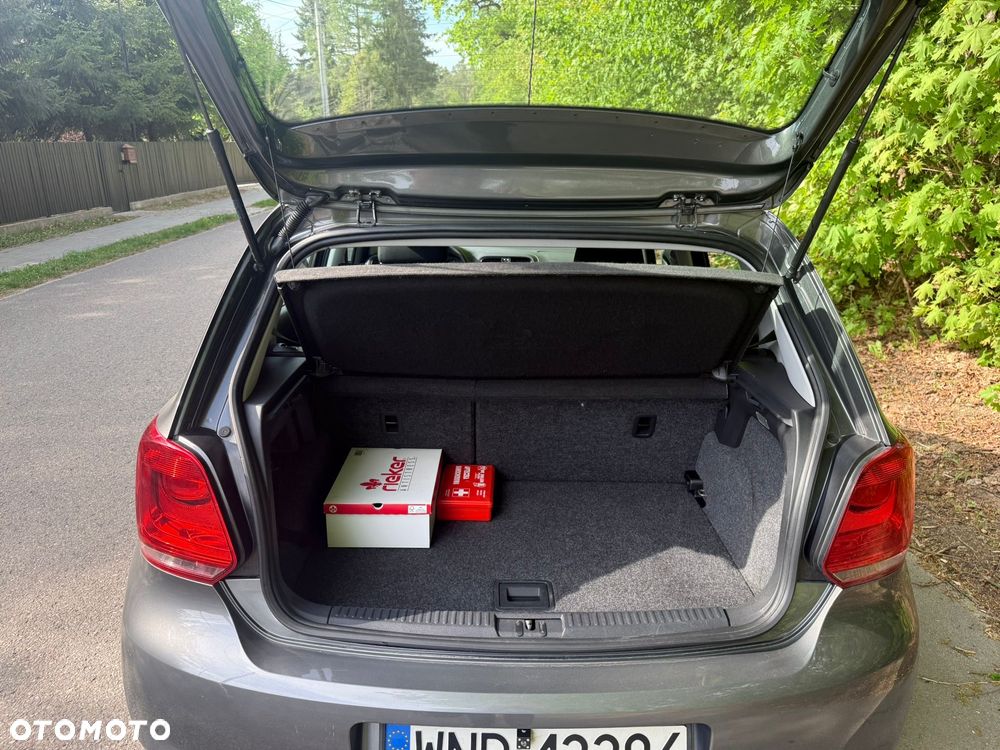 Volkswagen Polo 1.2 Comfortline - 11