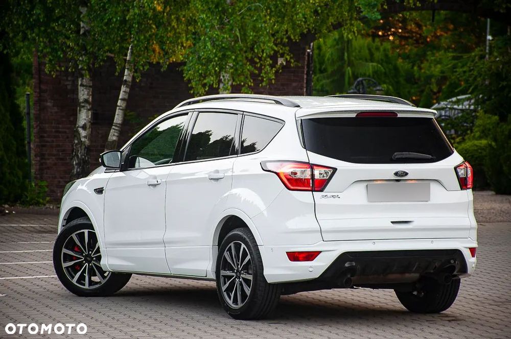 Ford Kuga 1.5 EcoBoost 2x4 ST-Line - 7