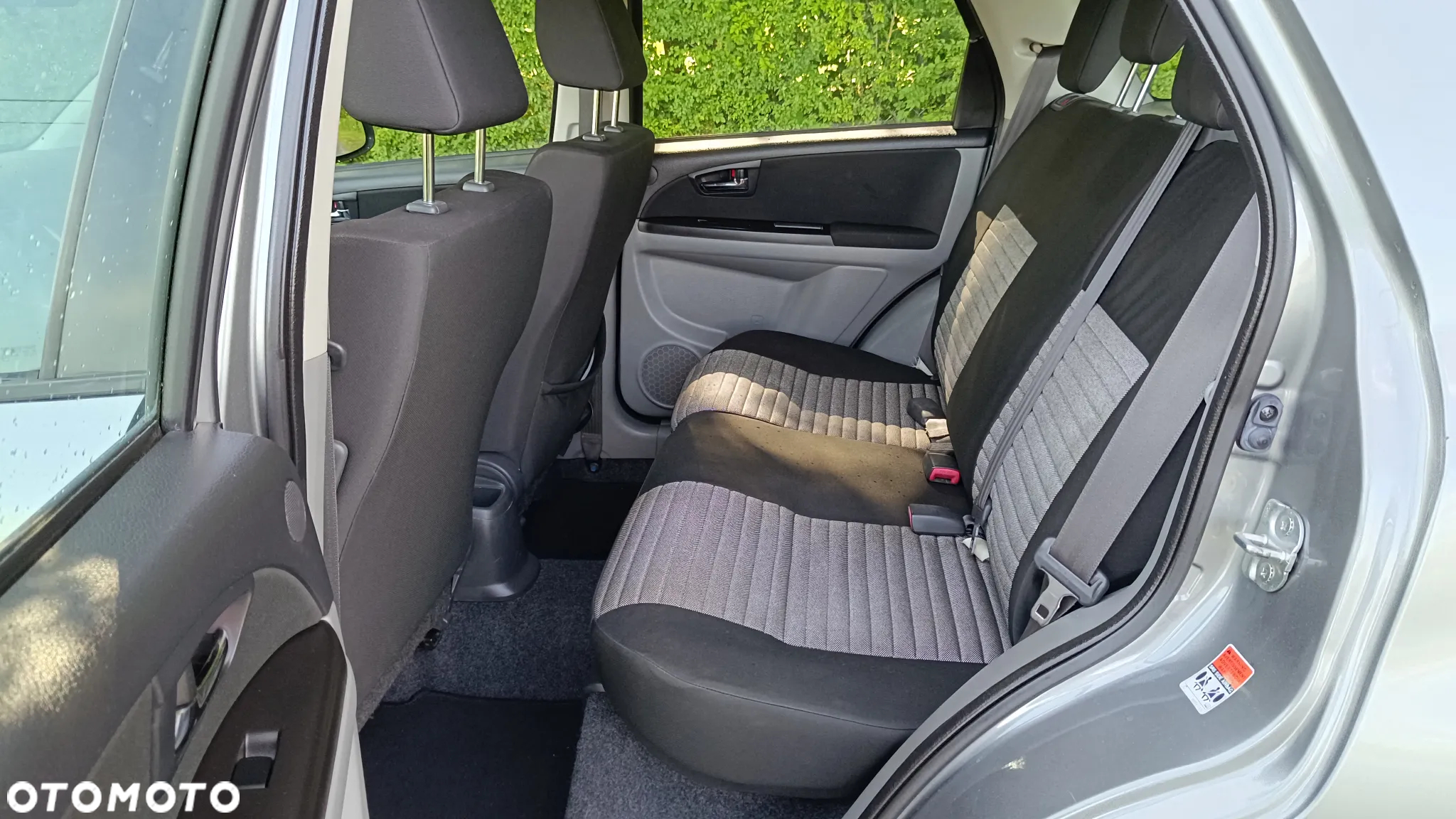 Suzuki SX4 2.0 DDiS 4x4 Club - 10