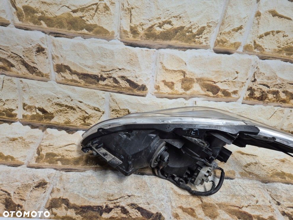 toyota prius 3 III 12\'\' full led prawa lampa europa - 9