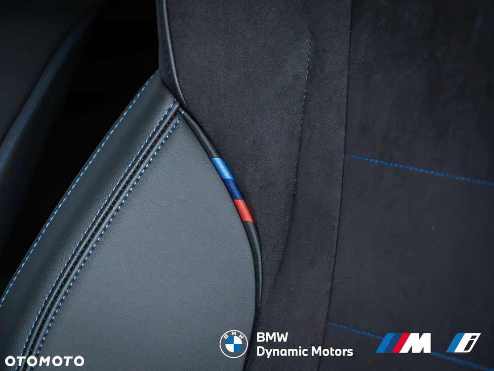 BMW iX2 eDrive20 - 23