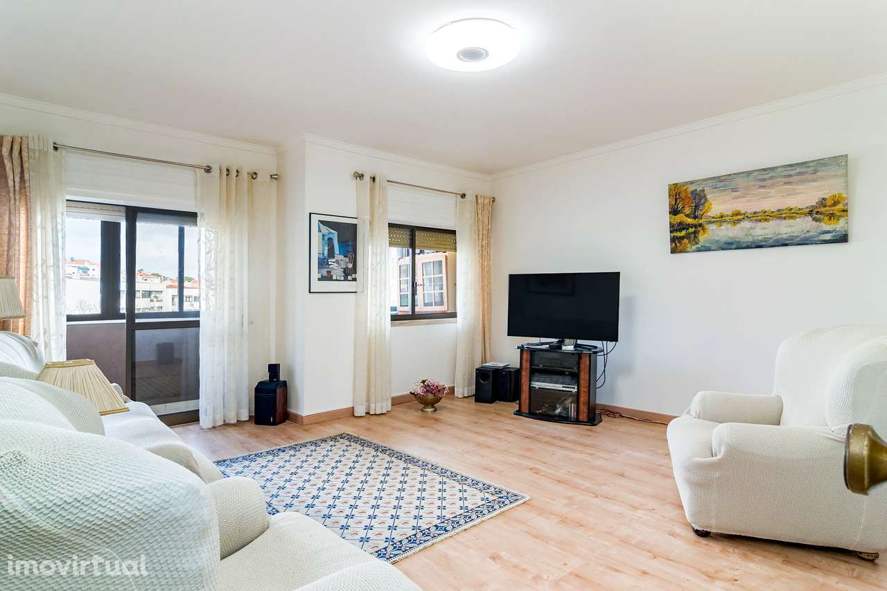 Apartamento T2, Pragal - Grande imagem: 3/15