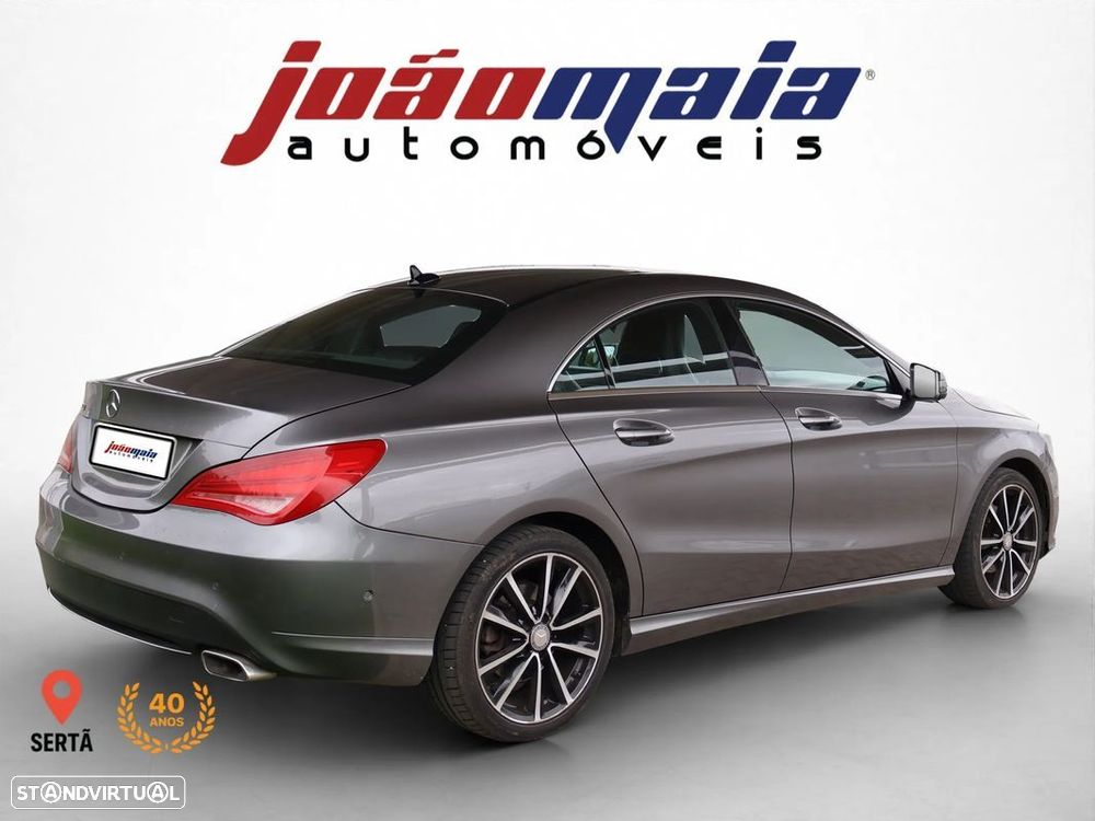 Mercedes-Benz CLA 180 - 4