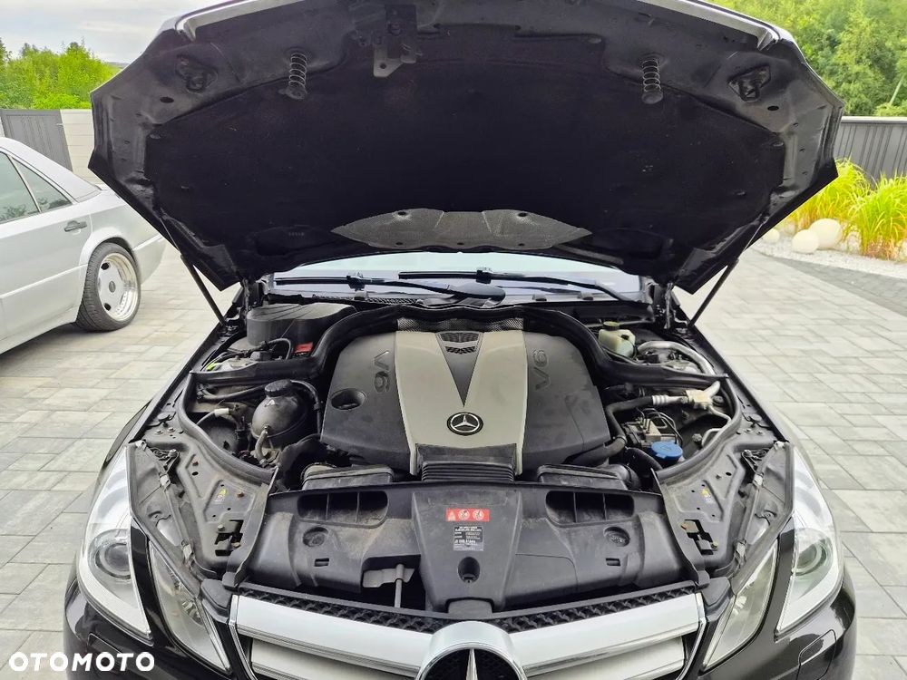 Mercedes-Benz Klasa E - 19