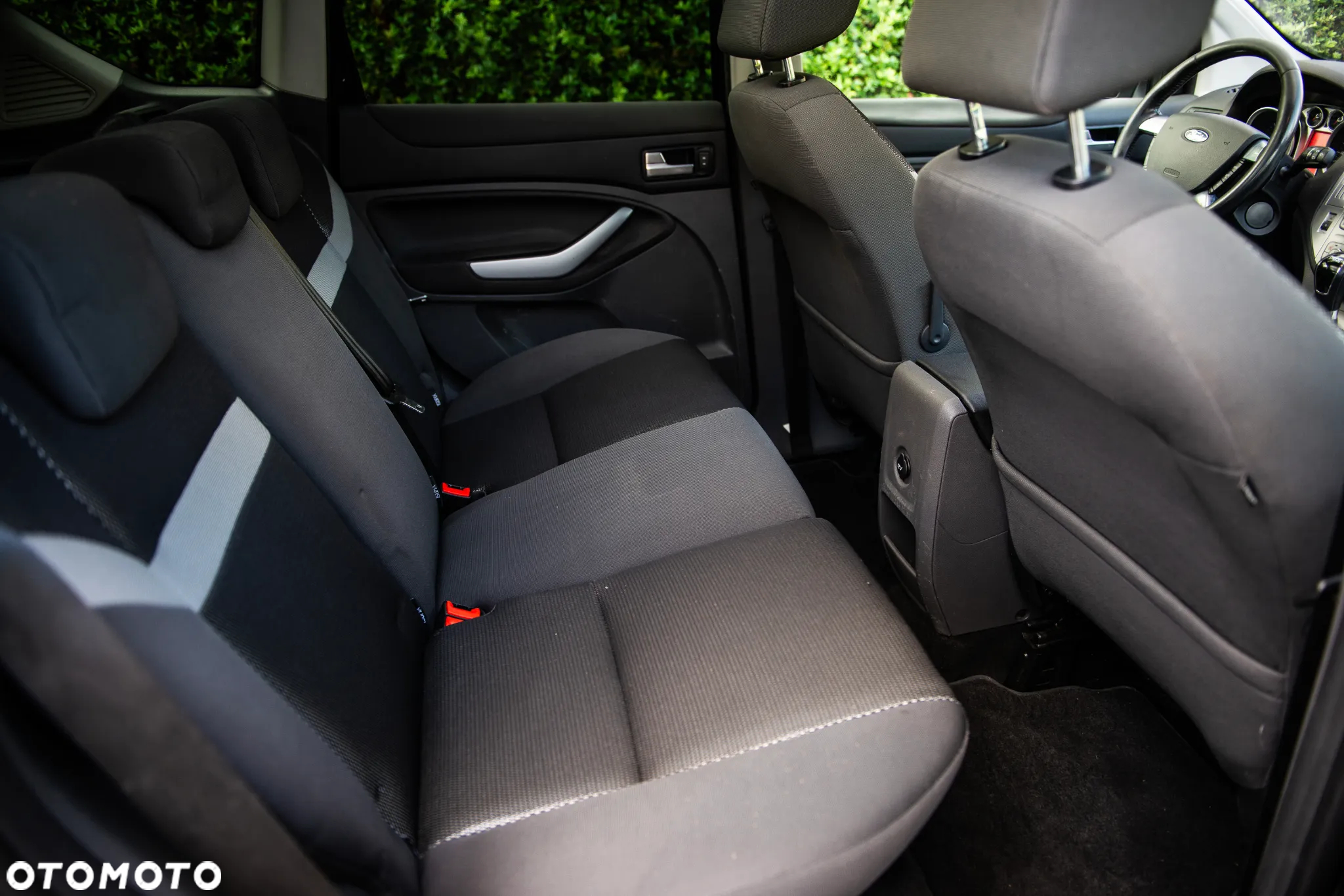 Ford Kuga 2.0 TDCi 4x4 Individual - 25