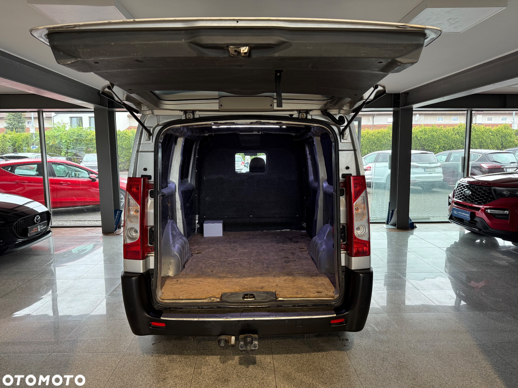 Toyota PROACE - 11