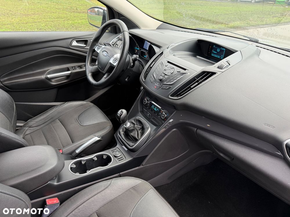 Ford Kuga 2.0 TDCi 2x4 Champions Edition - 6